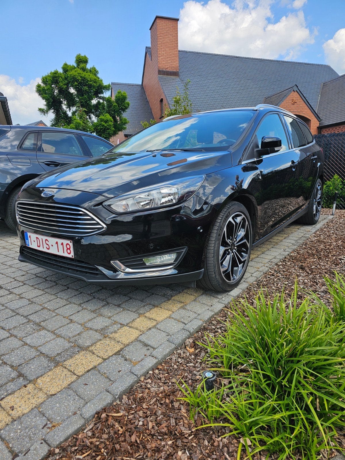 Ford Focus break 1.5 tdci 120pk euro6b manueel, Auto's, Ford, Stof, 4 cilinders, Zwart, Multifunctioneel stuurwiel