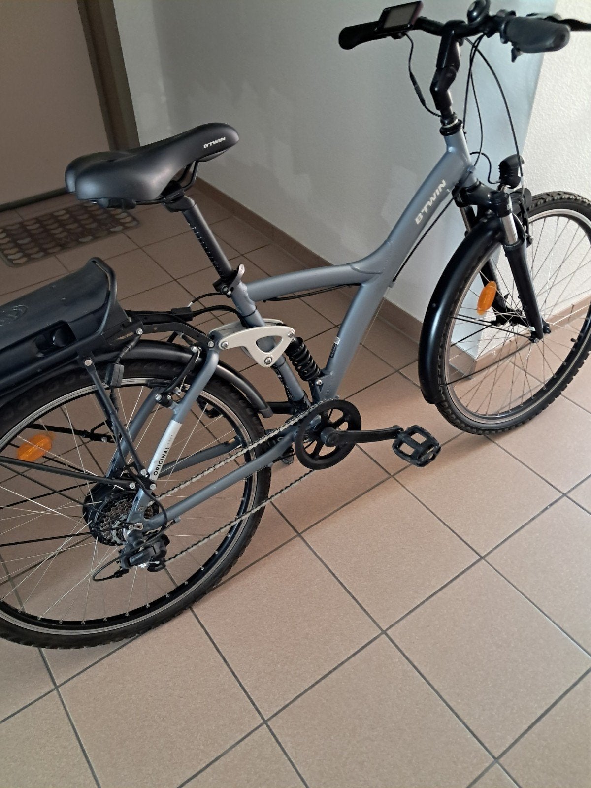 Als nieuw Elektrische Mountainbike fiets B-TWIN, Fietsen en Brommers, Ophalen