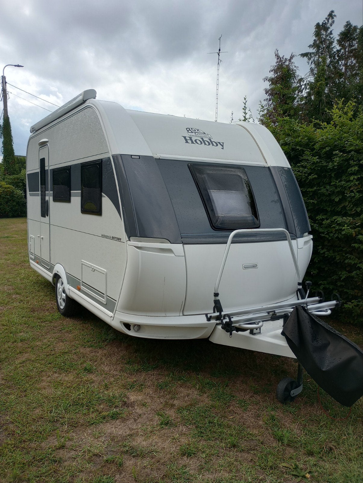 Te koop hobby 390 on tour sf, Caravans en Kamperen, Particulier, Treinzit, Fietsenrek