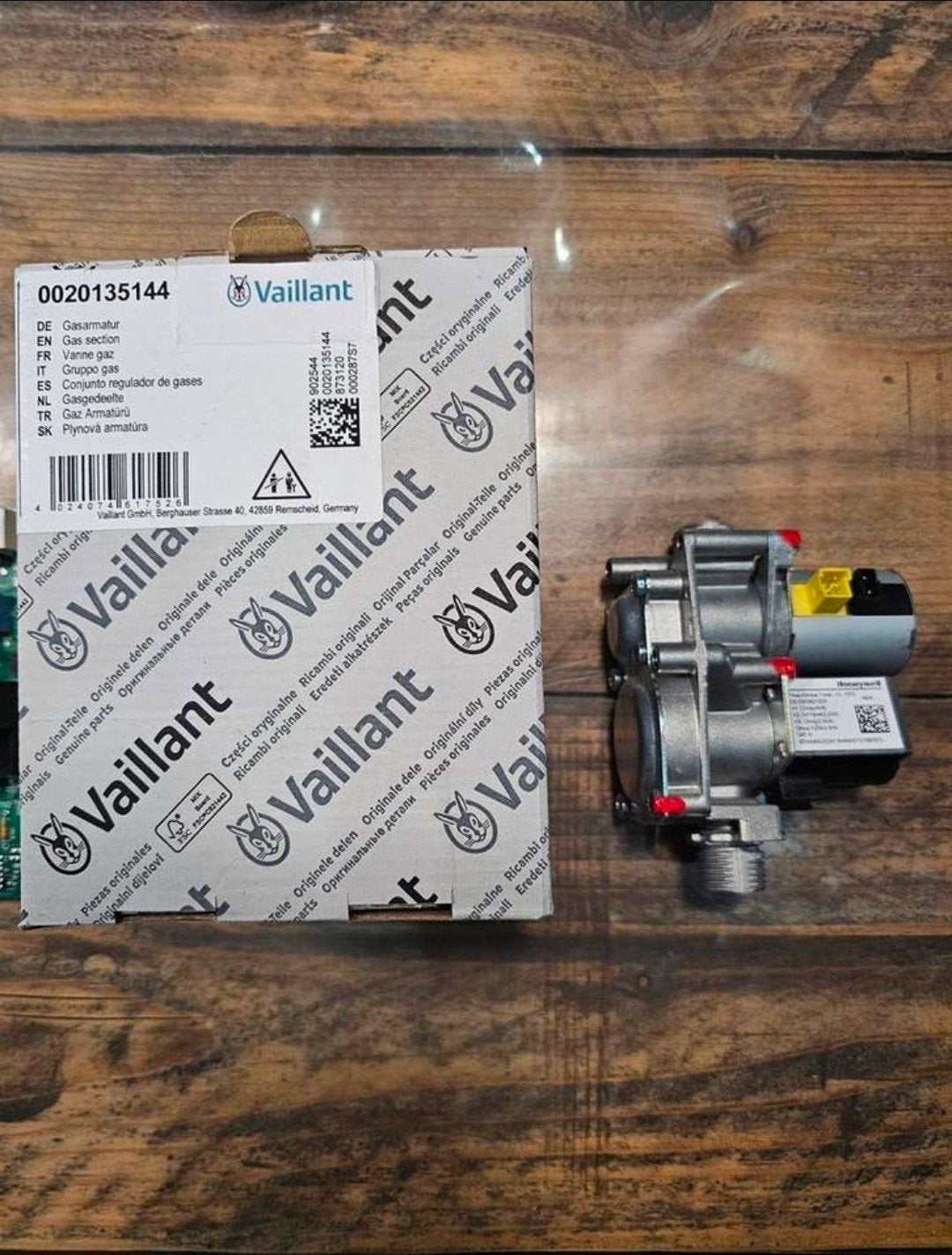 Gasblok uit Vaillant ecotec plus, Enlèvement