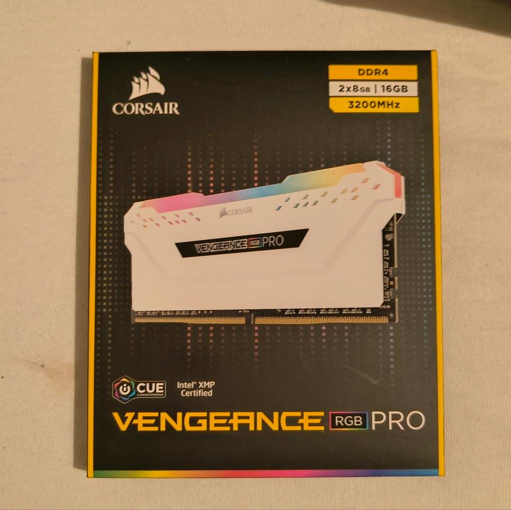 Corsair Vengeance RGB, Informatique & Logiciels, Enlèvement ou Envoi, DDR4, Comme neuf, Desktop