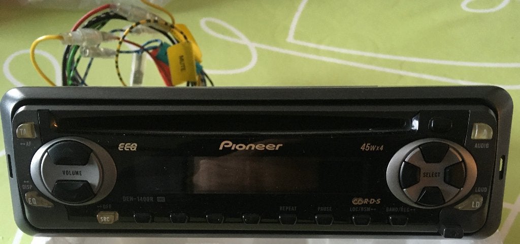 Radio – CD speler Pioneer DEH-1430R – 4x40W, Ophalen, Zo goed als nieuw