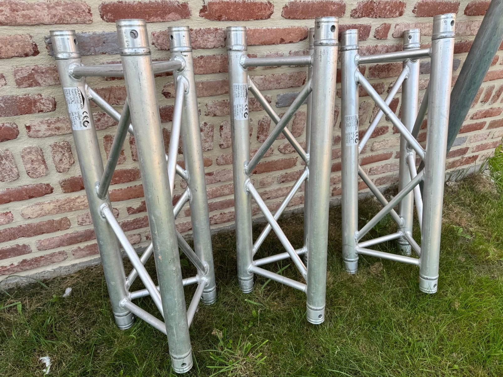 Duratruss DT33/2-75, Enlèvement, Utilisé, Lumières