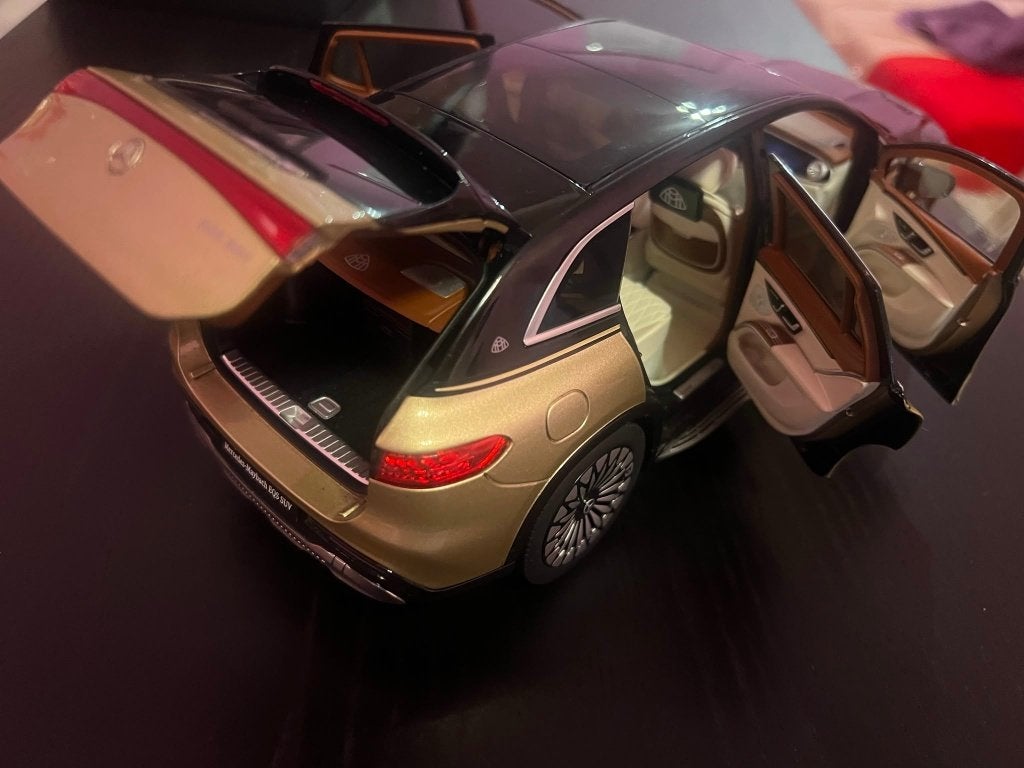 Mercedes MAYBACH EQS SUV schaal 1:18 NZG, Enlèvement ou Envoi, Neuf, Voiture, Autres marques
