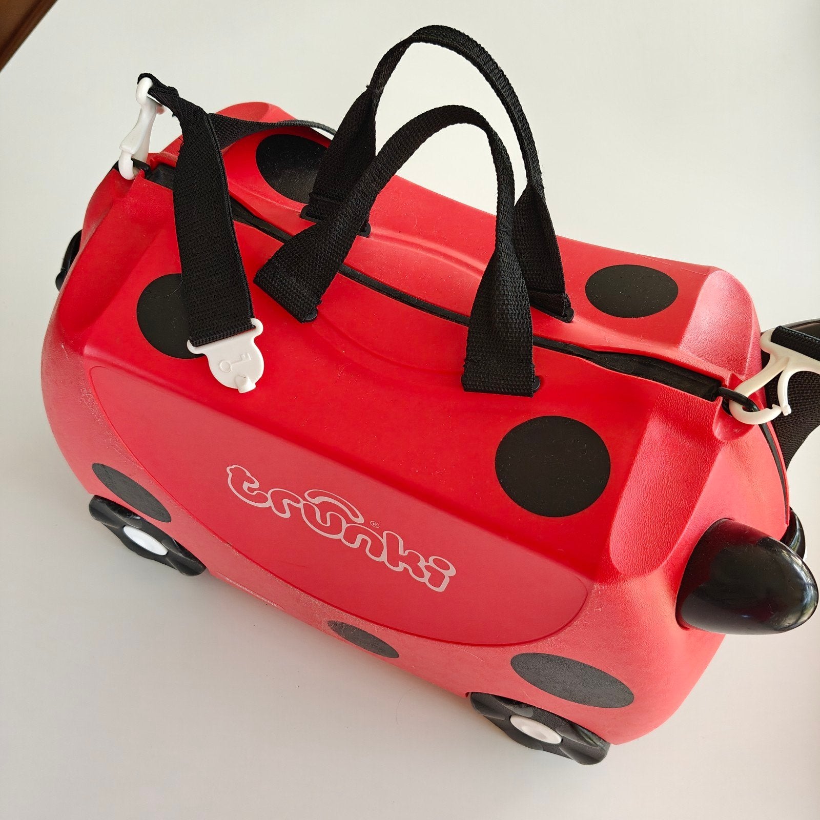 Trunki valiesje, Ophalen