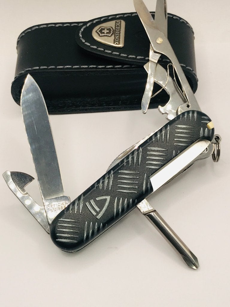 Couteau de groupe Victorinox Friends n 3 2018 Super Tinker, Enlèvement ou Envoi, Neuf