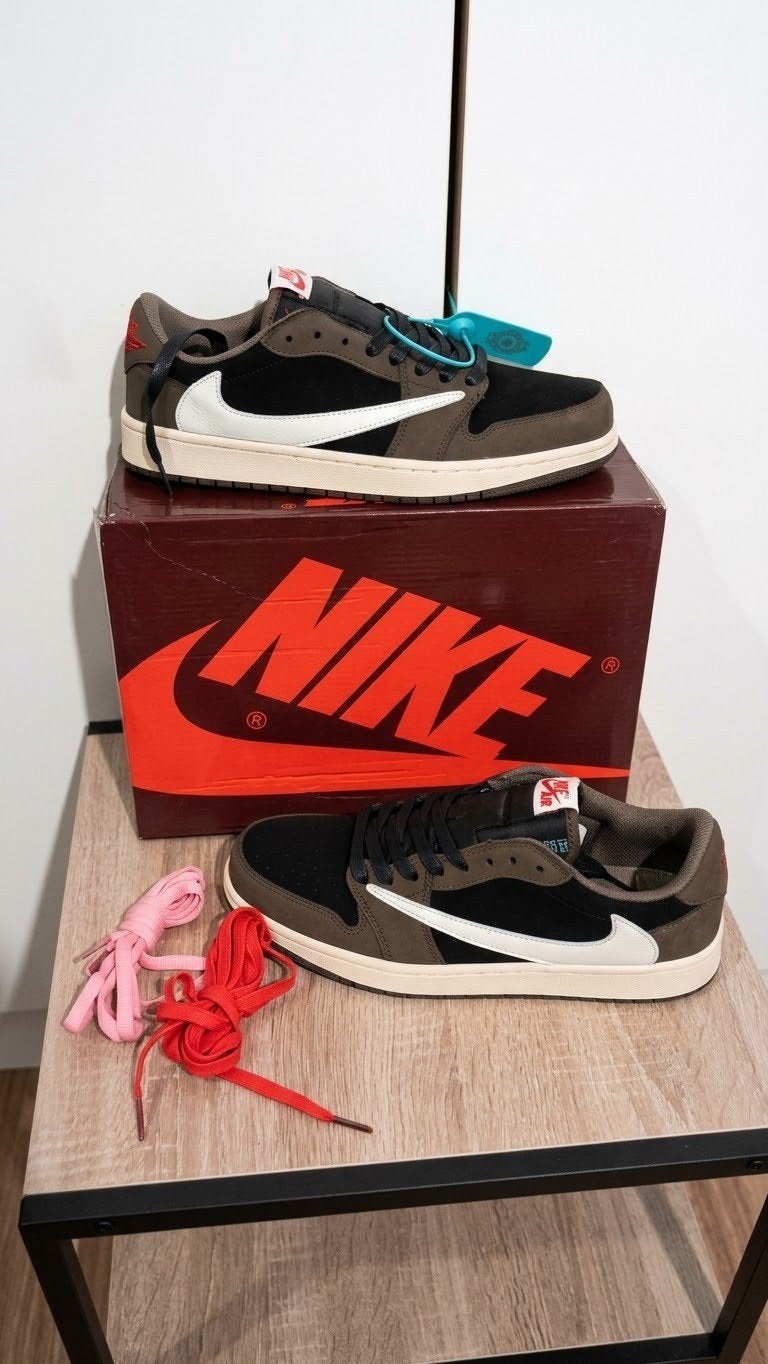 travis scot Jordan 1, Vêtements | Hommes, Enlèvement ou Envoi, Neuf, Blanc