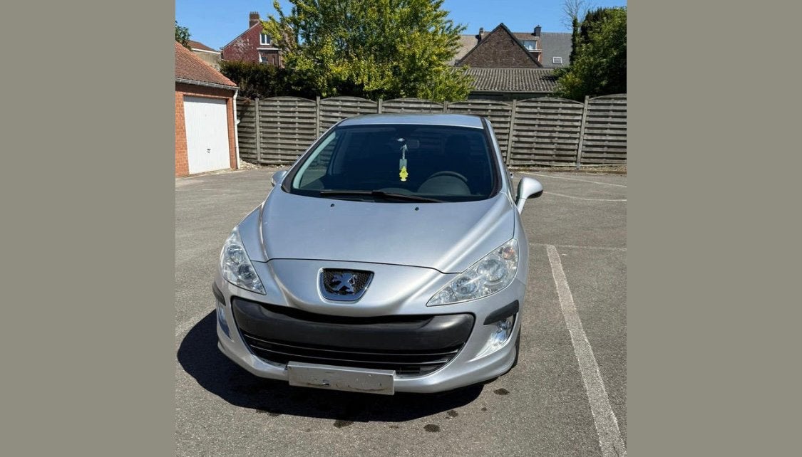 Peugeot 308 1.4 essence 95ch de 2009 avec 175000 km, Rétroviseurs électriques, Argent ou Gris, Achat, Boîte manuelle