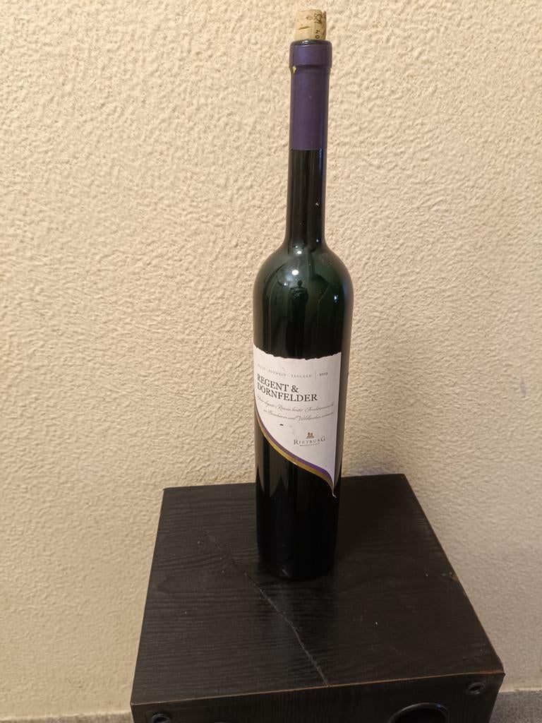 Haute Bouteille de vin vide deco collector, Collections, Vins, Enlèvement ou Envoi