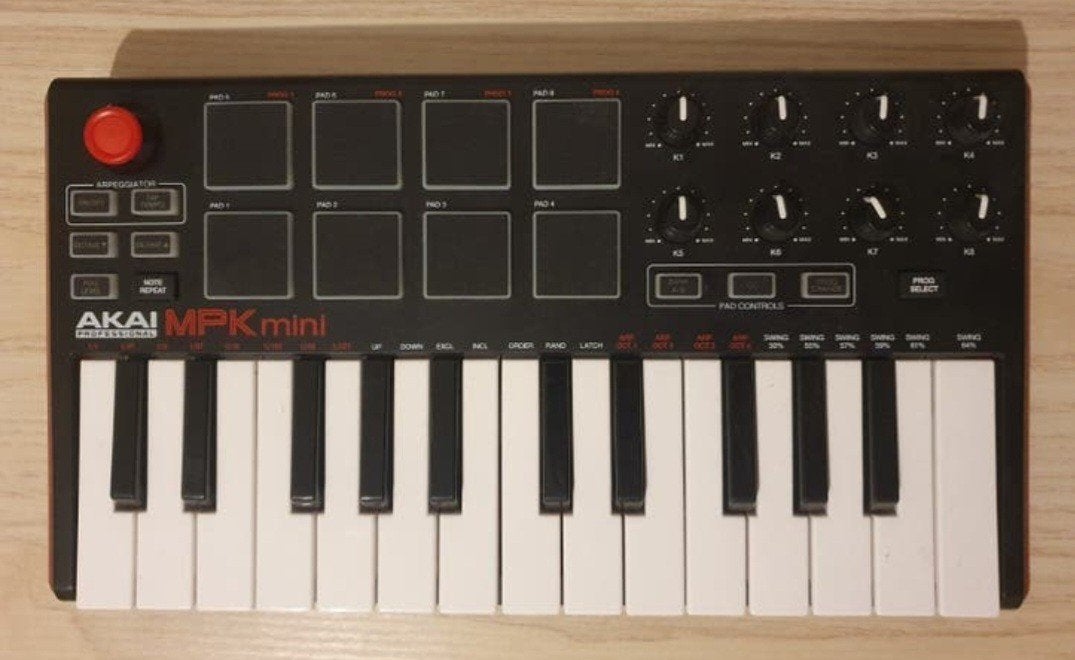 Akai MPK mini, Enlèvement ou Envoi