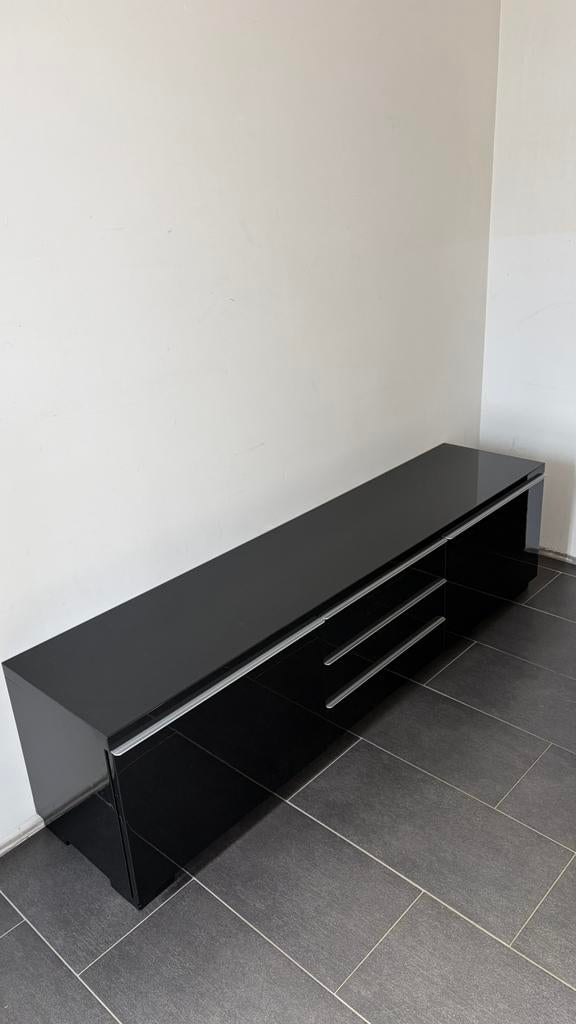 IKEA BESTÅ BURS TV-kast hoogglans zwart, Ophalen, Zo goed als nieuw