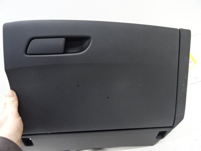 BOITE A GANTS Audi A4 (B9) (01-2015/11-2019) (8W1857035), Utilisé, Audi