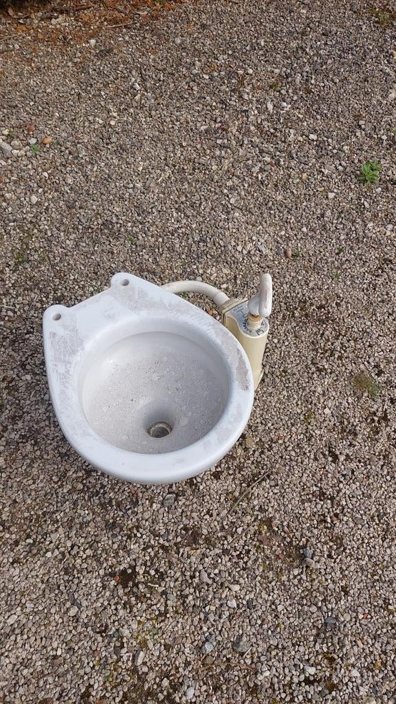 Toilettes pour petits navires, Sports nautiques & Bateaux, Enlèvement