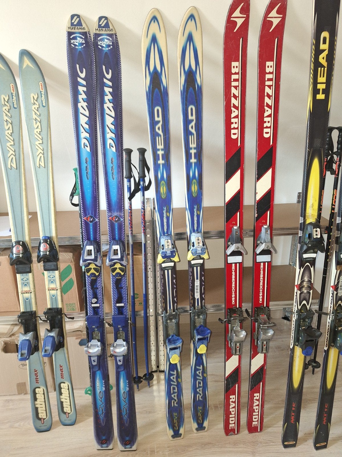 Skielatten en skiestokken, Ophalen, Gebruikt, Ski, Stokken