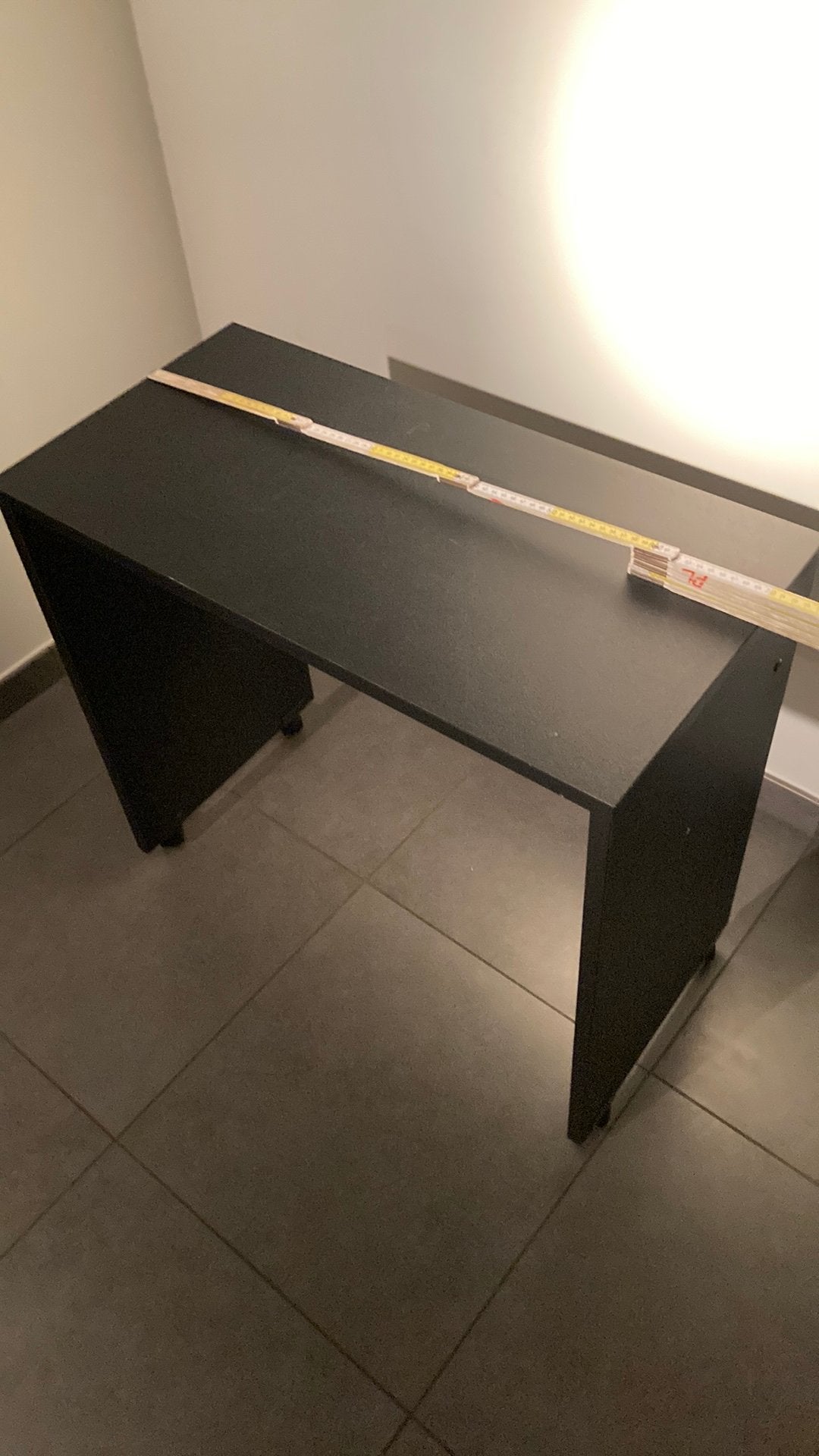 Roltafeltje in zwarte melamine, Ophalen, Kunststof, Gebruikt, 55 tot 75 cm