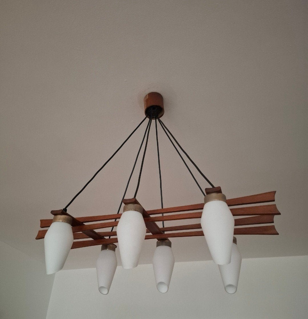 Suspension scandinave vintage 6 feux – teck, laiton et opali, Maison & Meubles, Lampes | Suspensions, Enlèvement, Verre