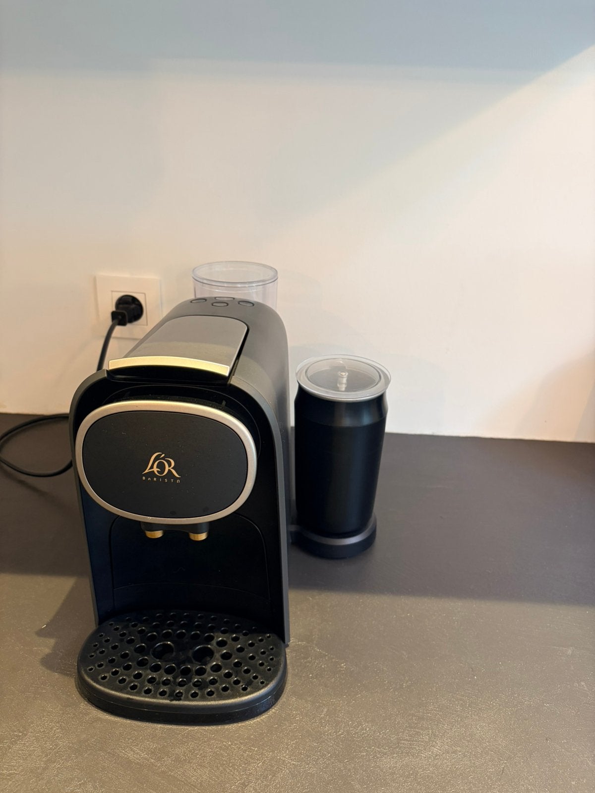 L’or Barista met melkopschuimer, Elektronische apparatuur, Ophalen, Zo goed als nieuw