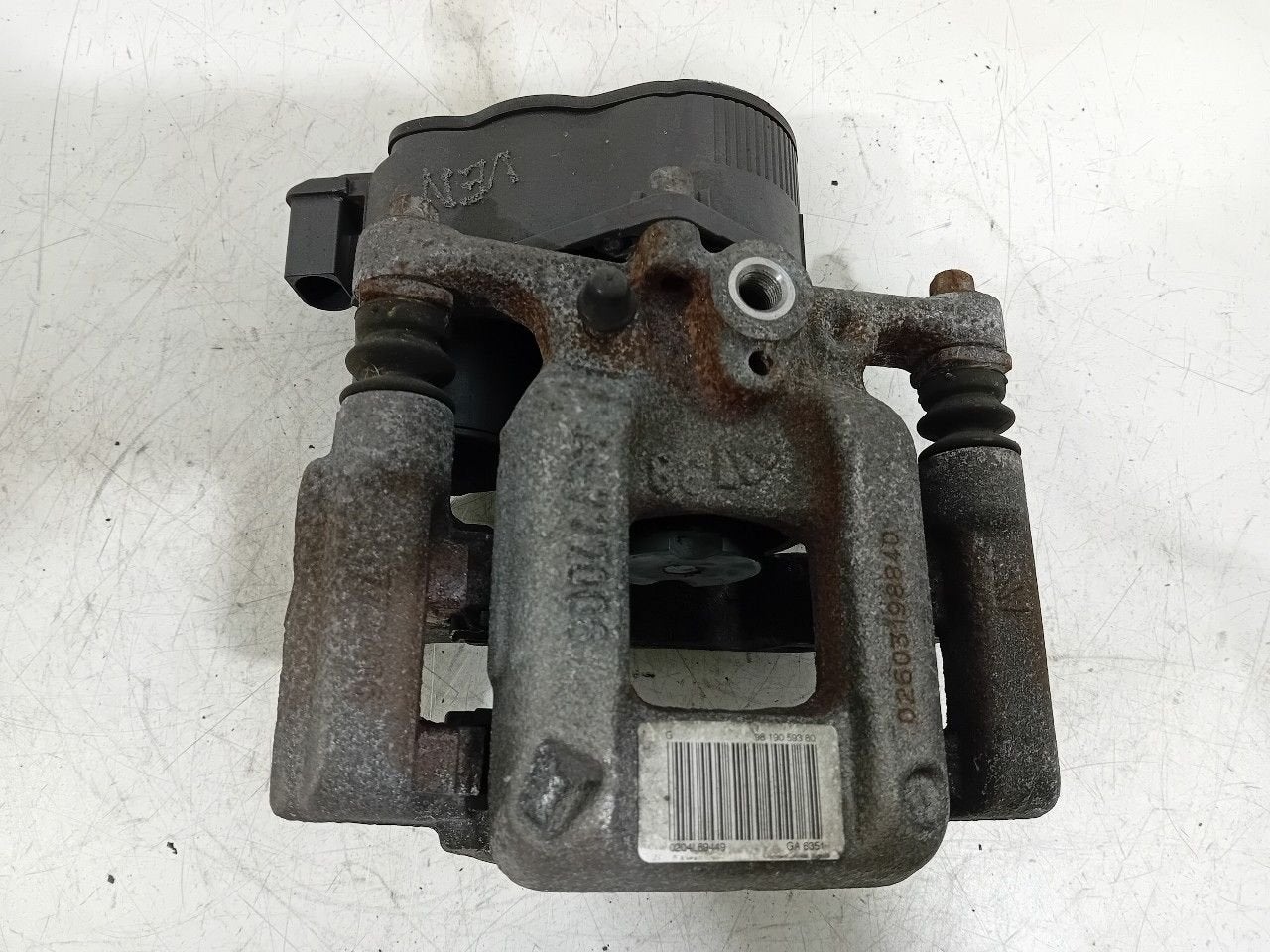 Remklauw links achter Peugeot 308, Autos : Pièces & Accessoires, Onderdelen@venauto.nl, Van der Ven Autorecycling B.V., Ettenseweg 76, 4706 PB Roosendaal, The Netherlands