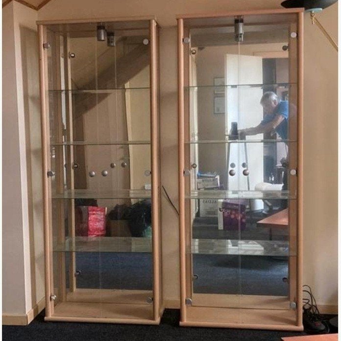 Zeer mooie vitrinekasten met spiegel en verlichting, 90€/st, Ophalen, Met deur(en), 50 tot 100 cm, 150 tot 200 cm