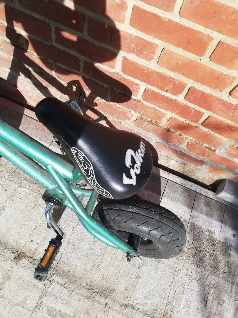 Mini bmx, Fietsen en Brommers, Ophalen, Zo goed als nieuw, Volcom