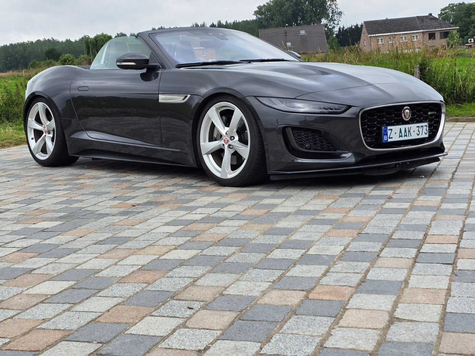 Jaguar F-type R-dynamic 2023 met 3509km!!!, Auto's, Jaguar, Automaat, Achterwielaandrijving, F-type, Cabriolet