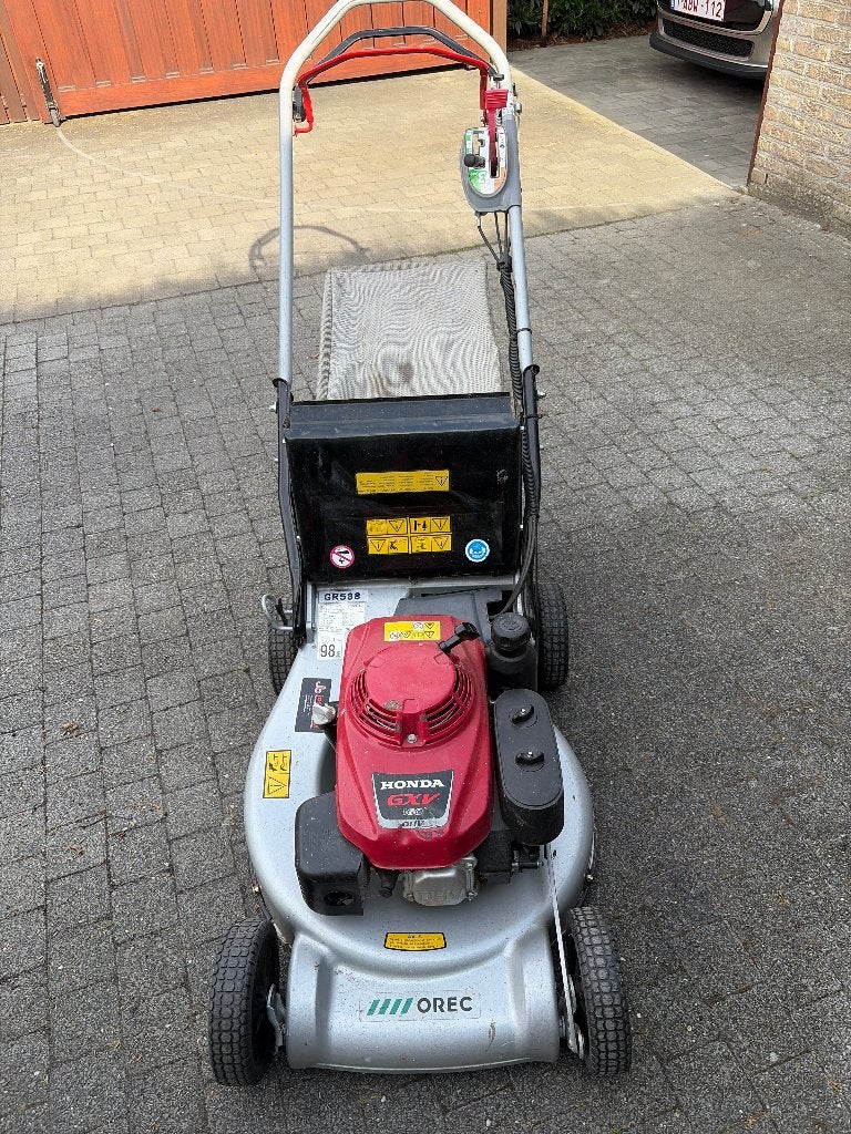 Grasmaaier, Ophalen, Gebruikt, Benzine-grasmaaier, Honda