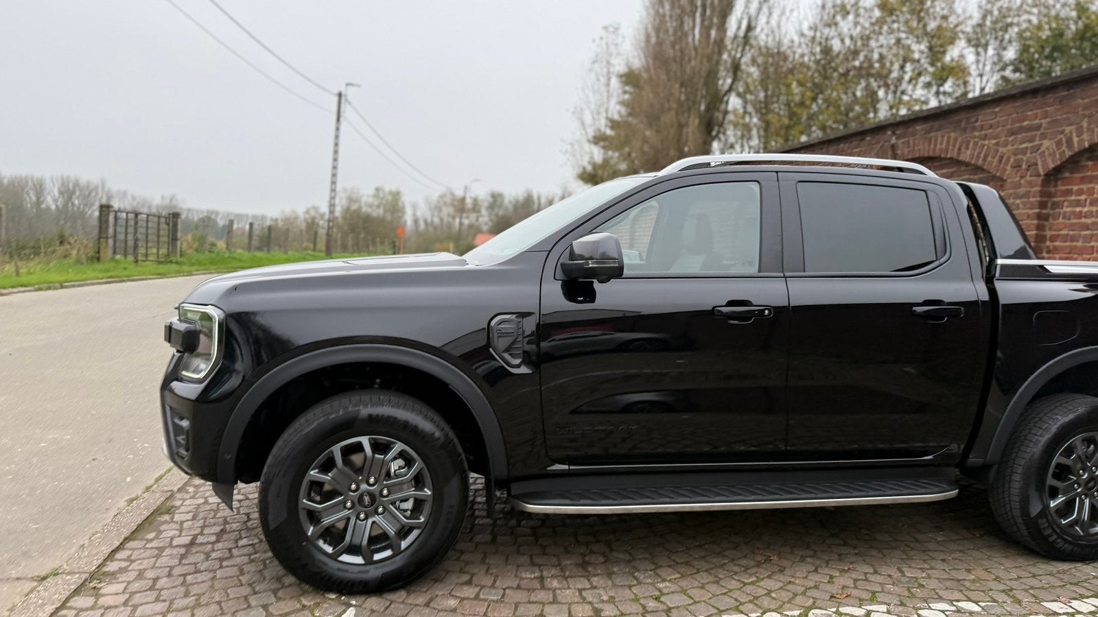 Ford Ranger Wildtrak 2.0 Bi-Turbo 205 CH 2024 TVA déductible, Autos, Cuir, Achat, Entretenue par le concessionnaire, Noir