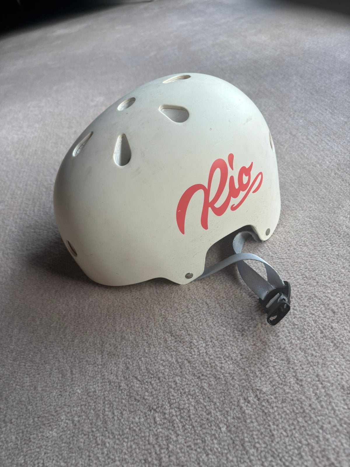 Witte fietshelm Rio, Fietsen en Brommers, Fietsaccessoires | Fietshelmen, Verzenden, Gebruikt, Overige maten, Jongen of Meisje