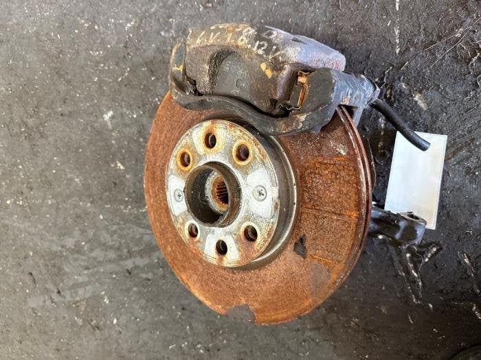 Fusee links-voor van een Opel Corsa, Gebruikt, -, -, Opel