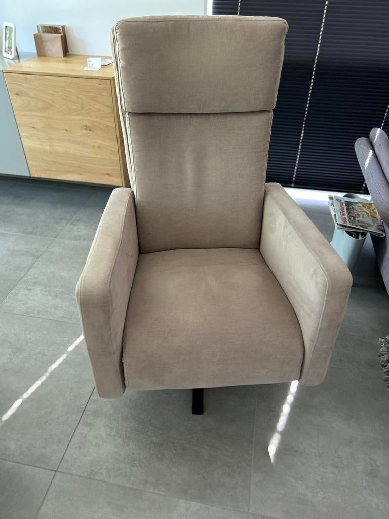 Relaxzetel elektrisch Edra, Huis en Inrichting, Zetels | Zetels, Ophalen, Zo goed als nieuw, Eenpersoons, Minder dan 150 cm