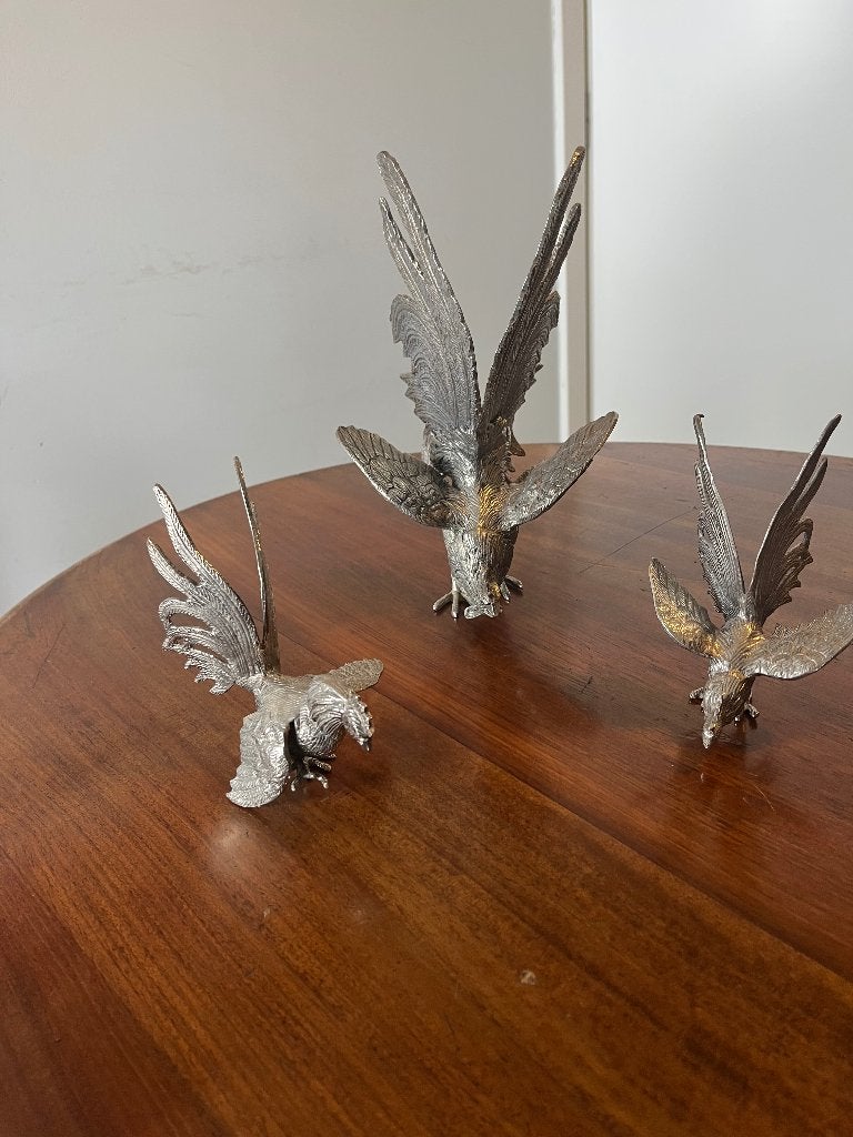 Beeldjes vogels, Ophalen