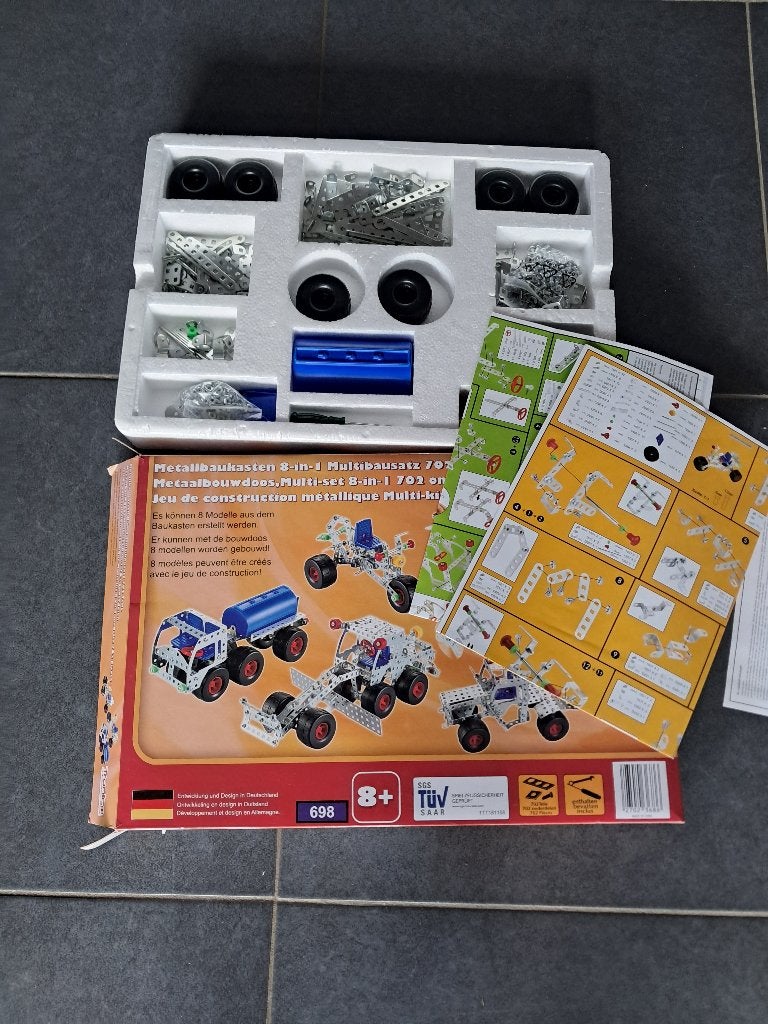 Metaalbouwset 8 in 1, Ophalen, Zo goed als nieuw, Bouwen