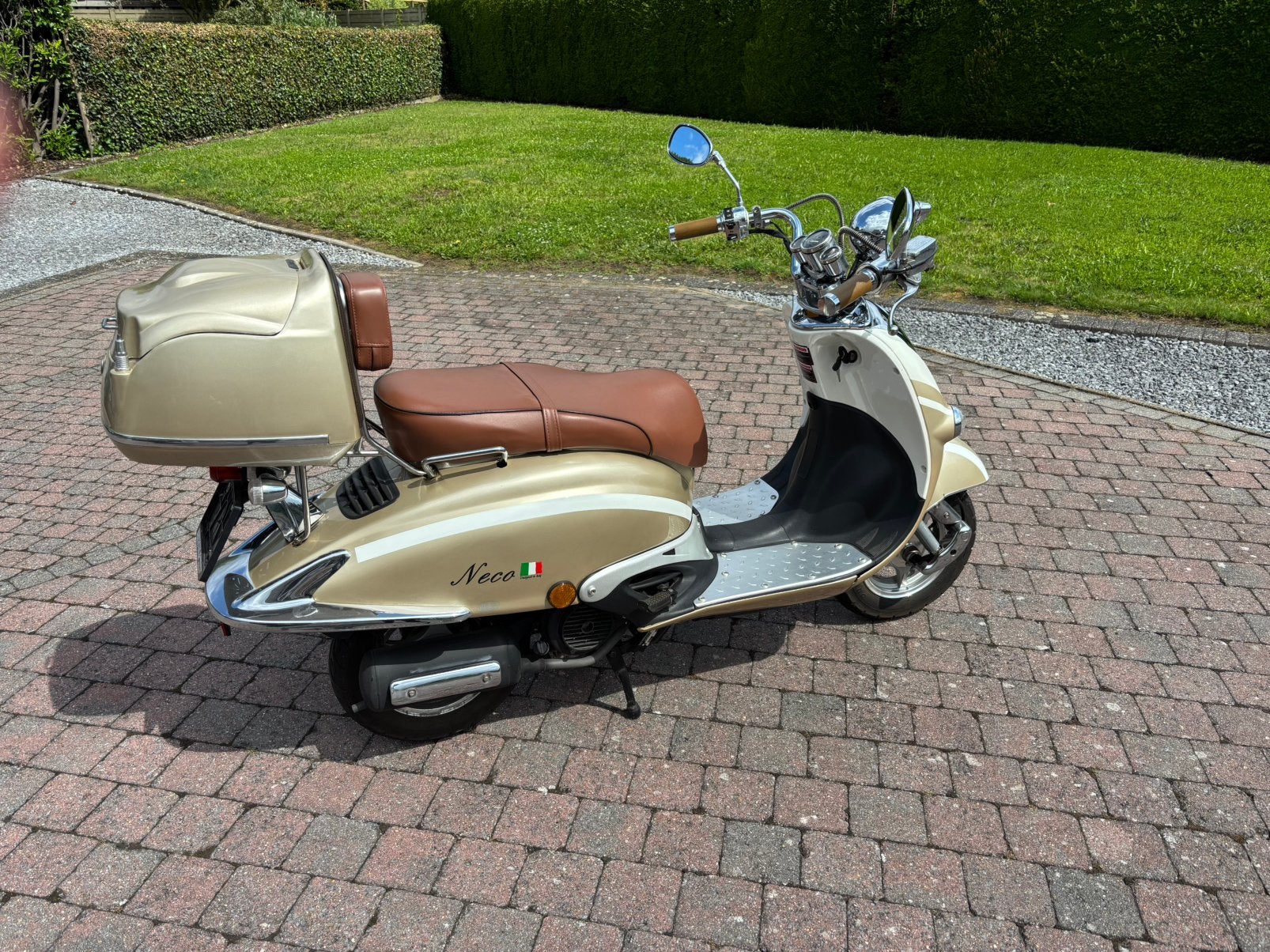 Te koop zeer goede staat neco bersolino, Fietsen en Brommers, Ophalen, 125 cc, Zo goed als nieuw, Benzine