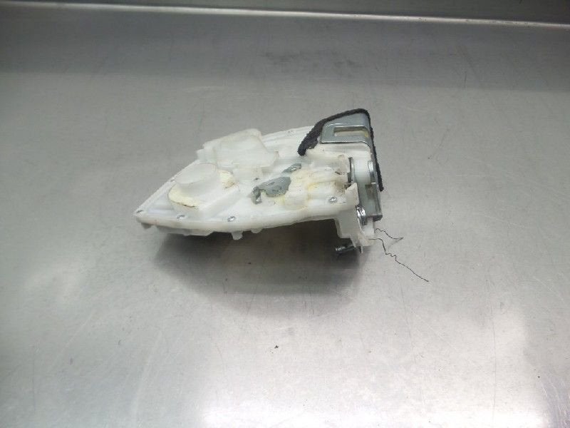 SERRURE DE PORTE RODS ARRIÈRE DROIT Suzuki (|8230162J20J2|), Utilisé, Suzuki