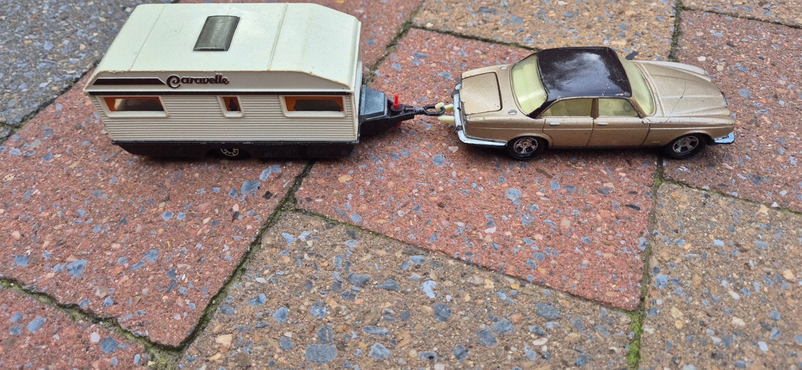 matchbox super kings jaguar xj12 k66 met caravan, Enlèvement ou Envoi, Utilisé, Voiture, Lesney