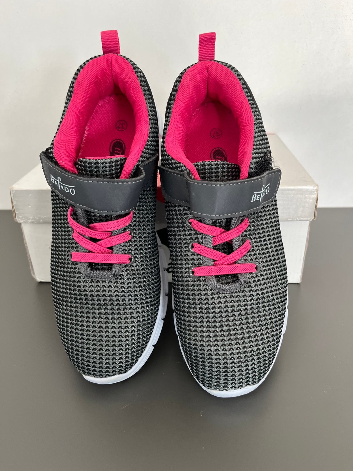 Chaussures d’eau Befado. Pointure 37., Kleding | Dames, Ophalen, Sportschoenen, Zo goed als nieuw, Grijs