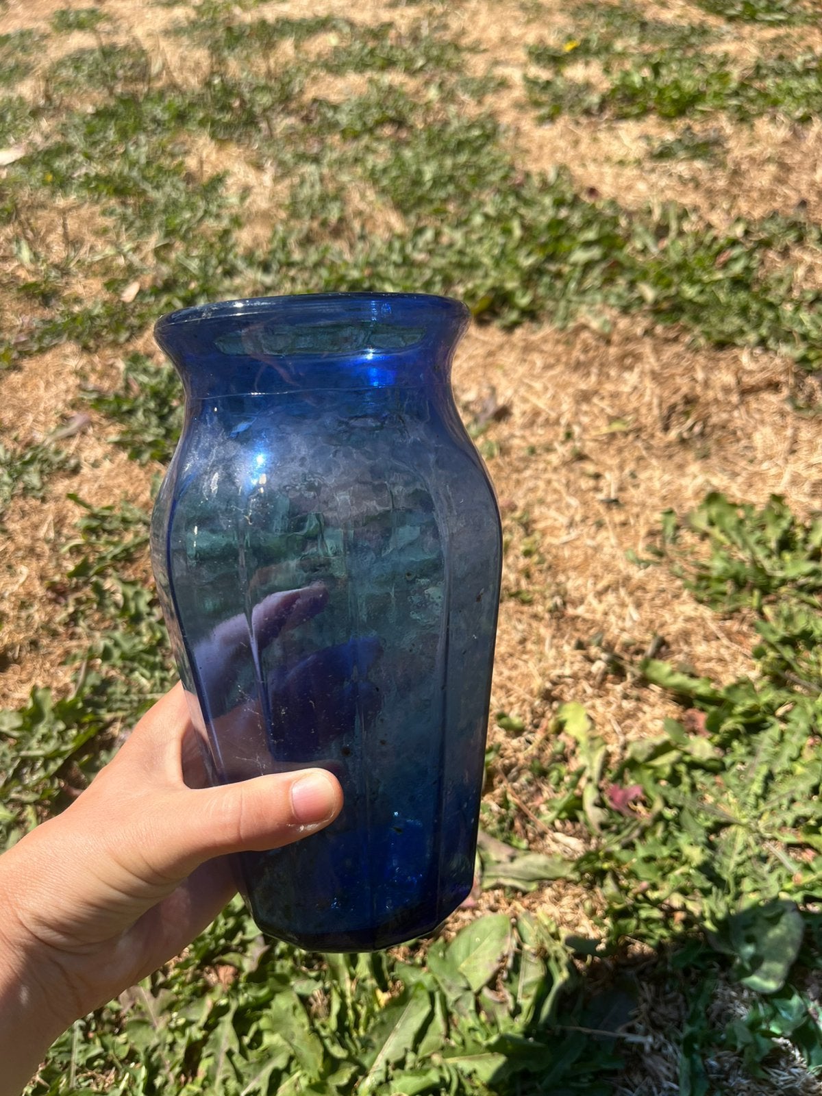 Blauw vaasje, Ophalen