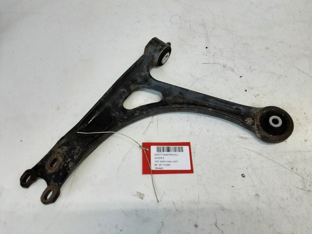 BRAS DE SUSPENSION AVANT DROIT (TRIANGLE) Audi TT (8N3), Mevr. I. Hauben, Audi, Utilisé, Rue de l'Espoir 34 34
4030  GRIVEGNÉE, BE