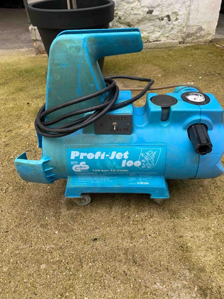 Karcher Profi-Jet 100 bars Nettoyeur à haute pression, Enlèvement, Utilisé, Électrique, Avec pression d'eau réglable