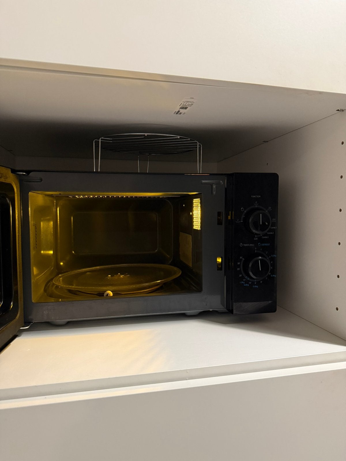 Micro onde Toshiba comme neuf, Ophalen, Tussenbouw, Zo goed als nieuw, Draaiplateau