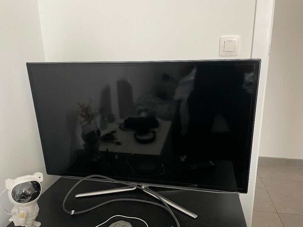 Tv met internet, TV, Hi-fi & Vidéo, Télévisions, 40 à 60 cm, 120 Hz, Enlèvement, Utilisé