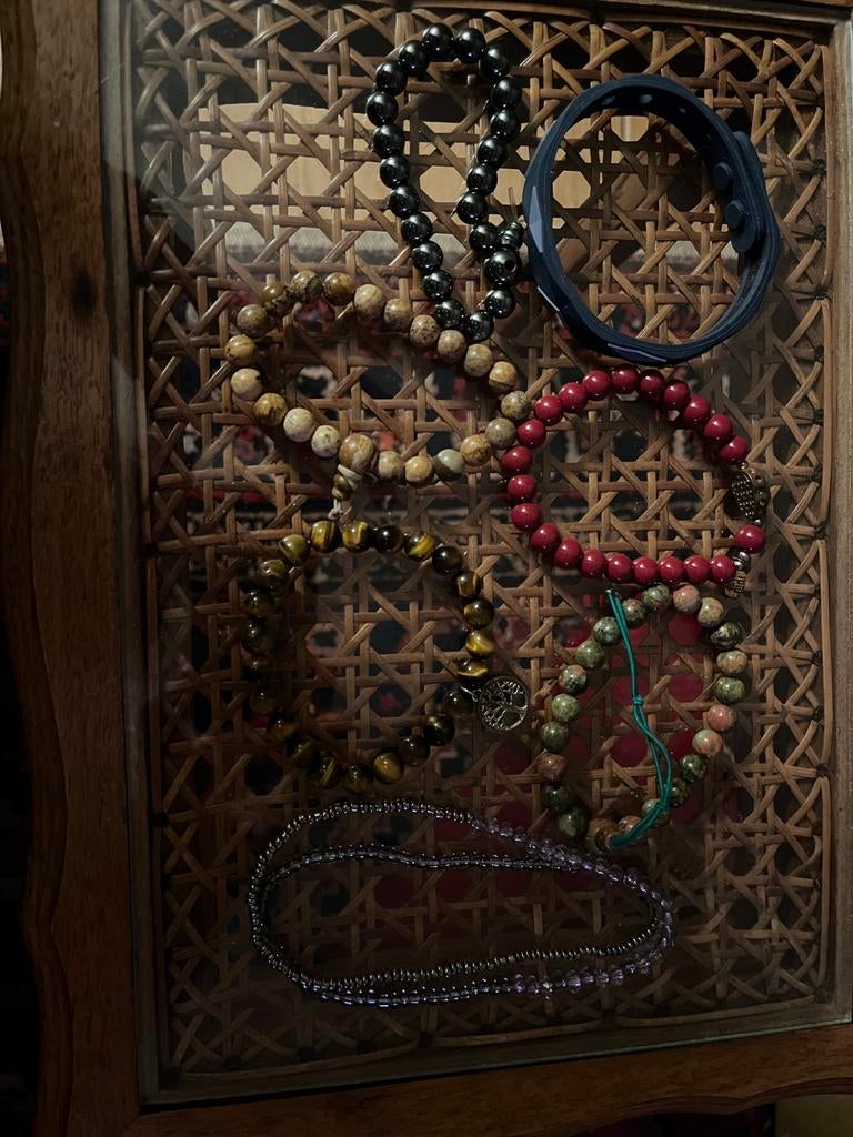 6 armbandjes +1ketting  armband met pareltjes, Ophalen, Nieuw, Overige materialen, Met bedels of kralen