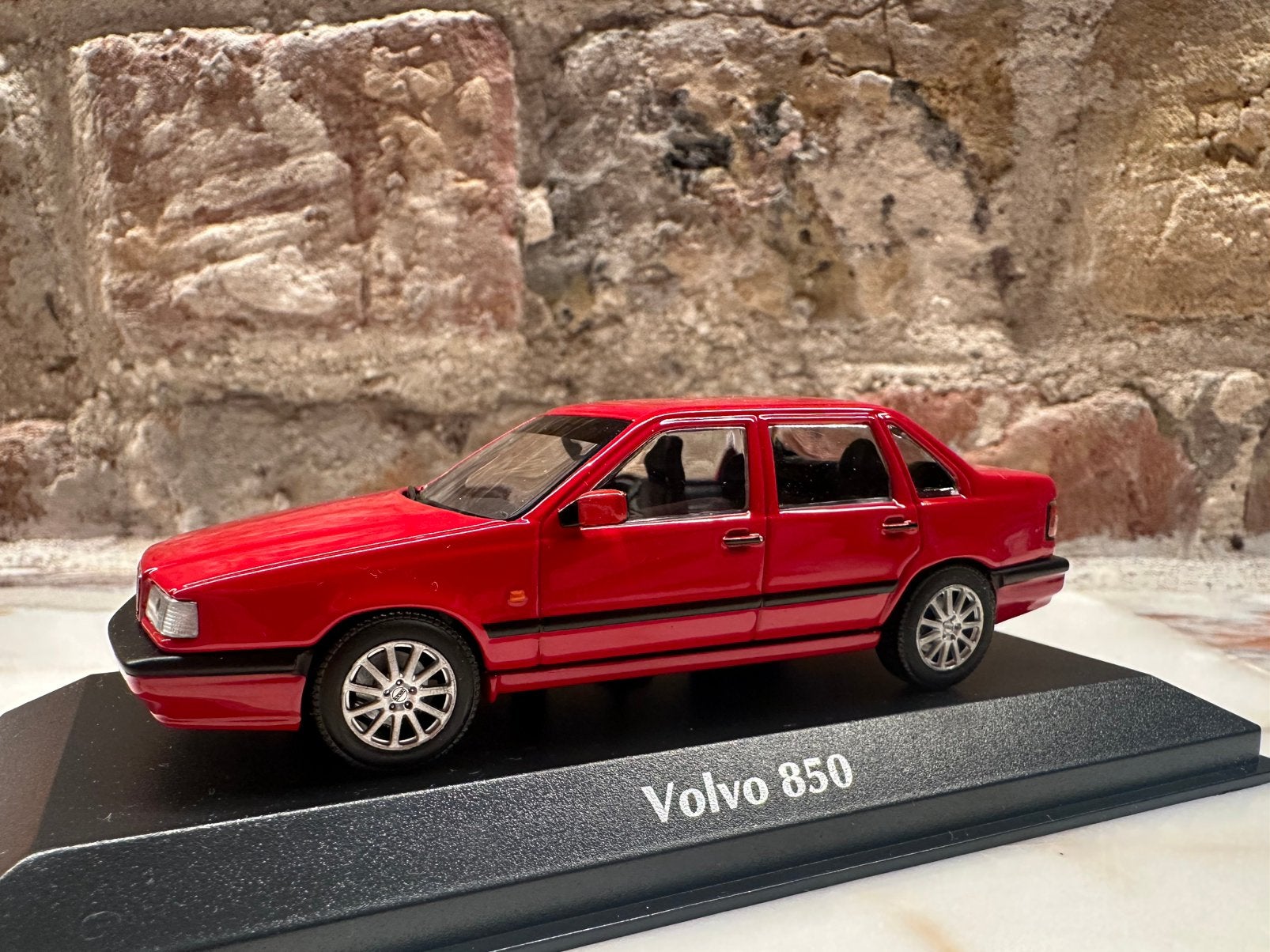 Volvo 850 avec jantes spéciales, Enlèvement ou Envoi, Comme neuf, Voiture, MiniChamps