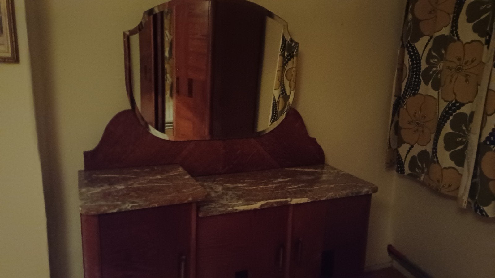 Meuble ancien avec miroir plus marbre, Antiquités & Art