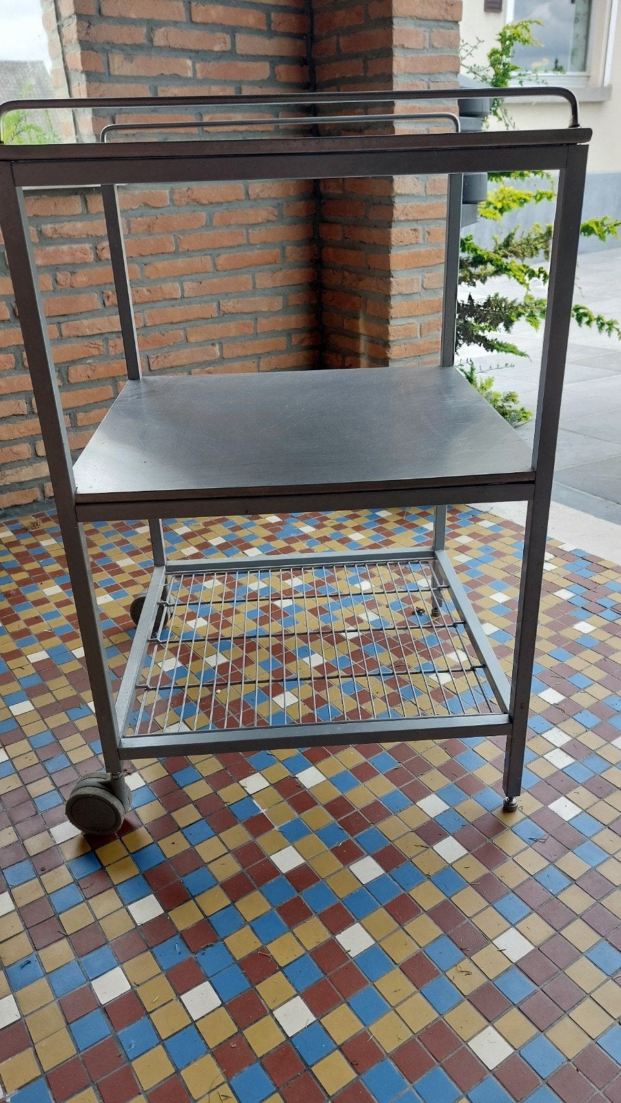 chariot de cuisine, Enlèvement
