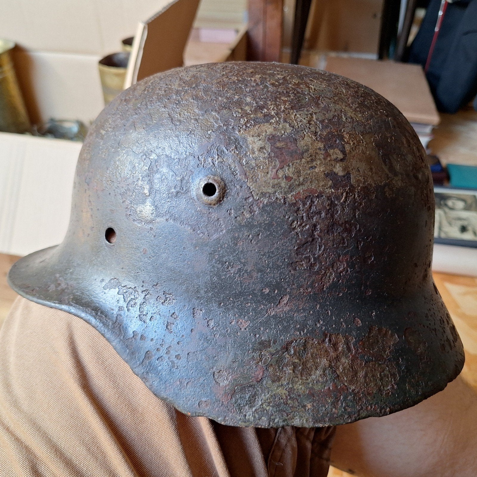 Casque allemand WW2 a vendre ou a echanger, Collections, Enlèvement ou Envoi, Armée de terre, Casque ou Béret
