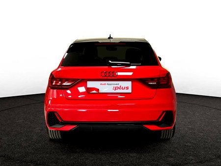 Audi A1 Sportback 25 TFSI Business Edition S line S tronic, Autos, Rouge, Détection des panneaux routiers, Achat, A1