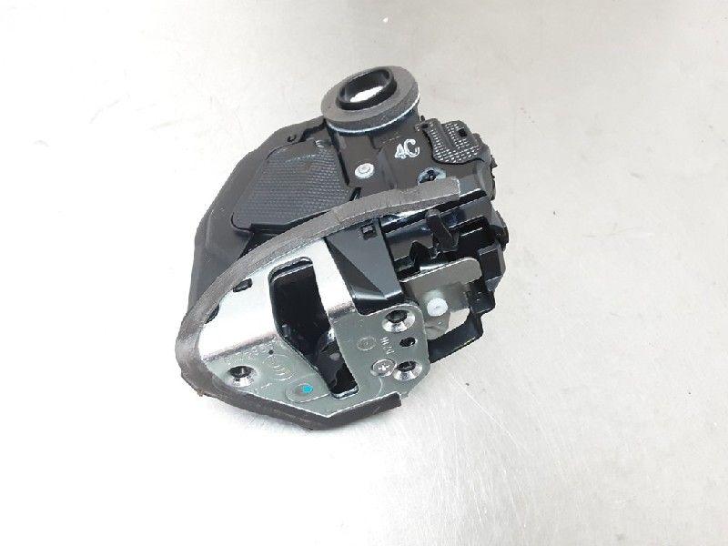 SERRURE DE PORTE RODS ARRIÈRE GAUCHE Toyota Auris (E18), Utilisé, Toyota