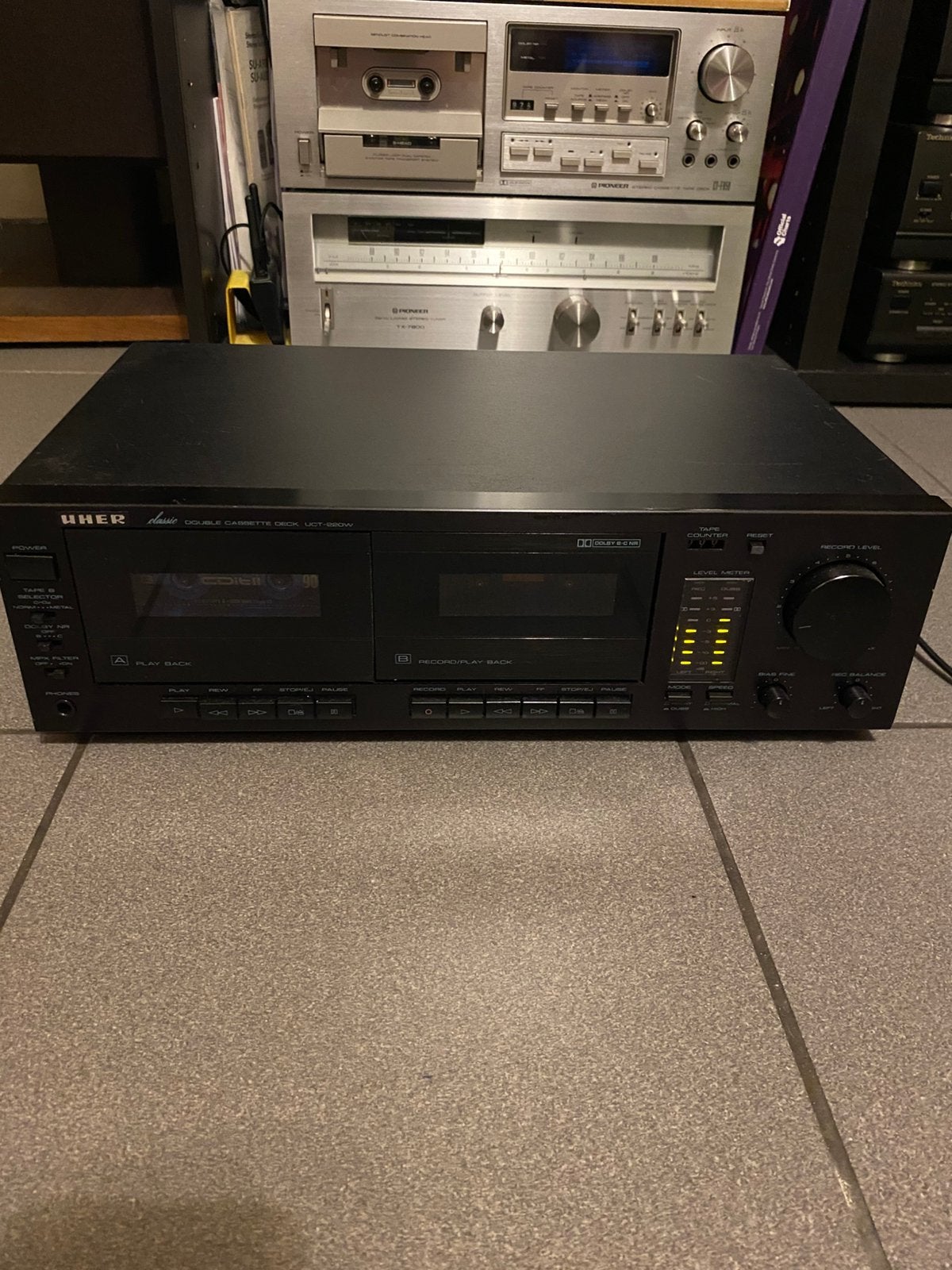 Uher UCT-220 W cassettedeck, TV, Hi-fi & Vidéo, Enlèvement ou Envoi, Double, Autres marques, Tape counter