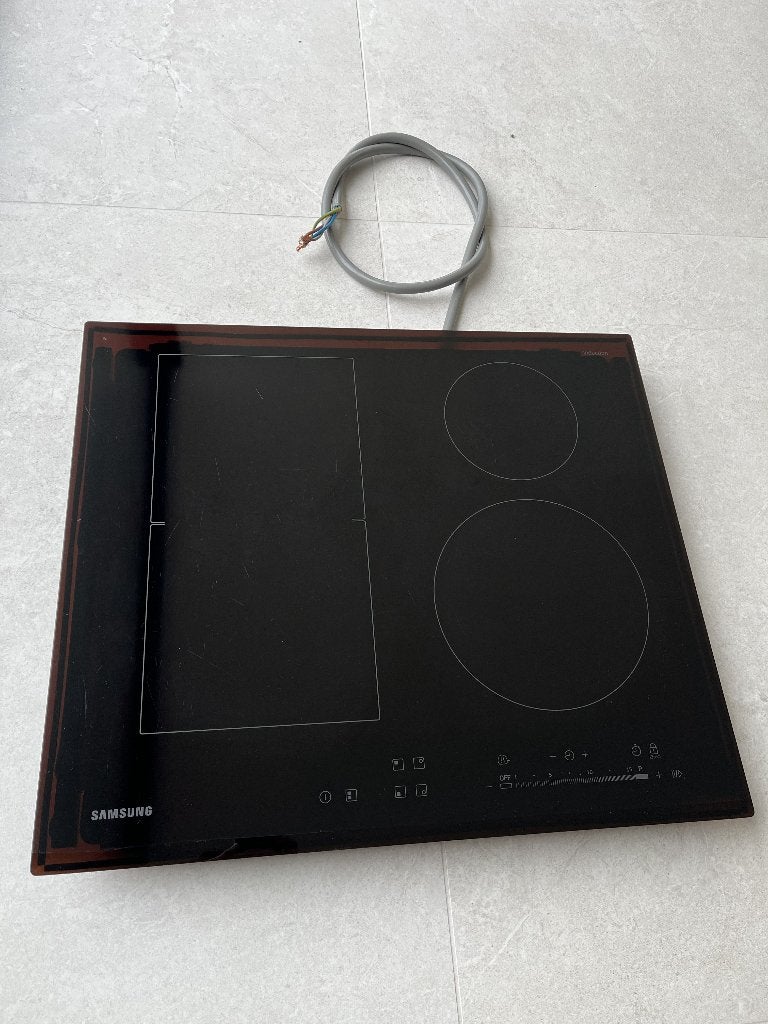 Inductie kookplaat, Electroménager, Tables de cuisson, 4 zones de cuisson, Encastré, Comme neuf, Enlèvement